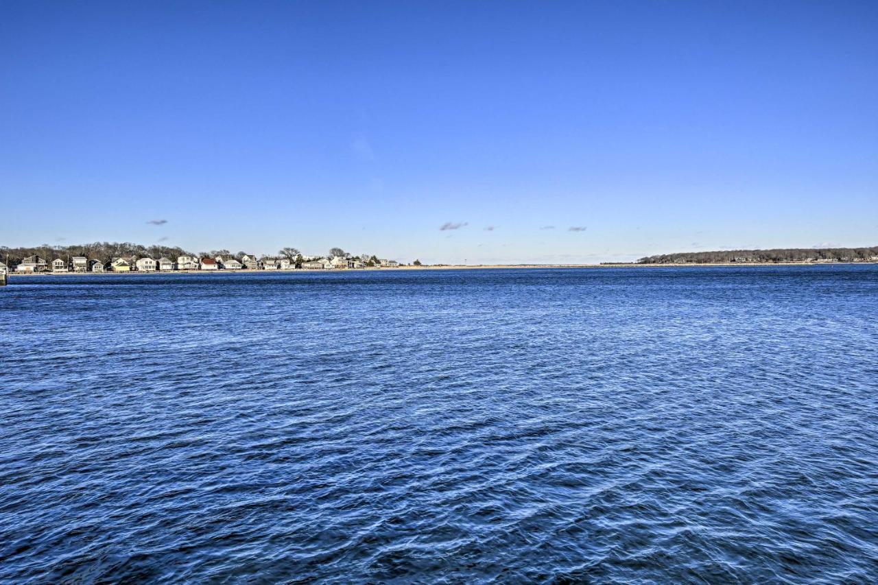 Bright Apartment - Half Mi To Greenport Harbor! Buitenkant foto